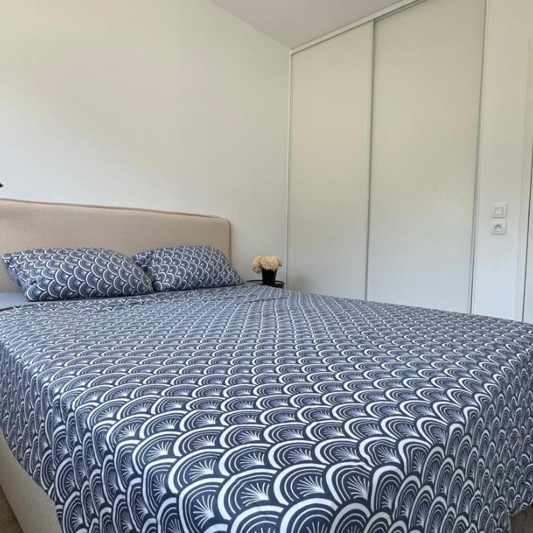 La maison de Louise à 10 min Genève - Appartement 2 Chambres - 9