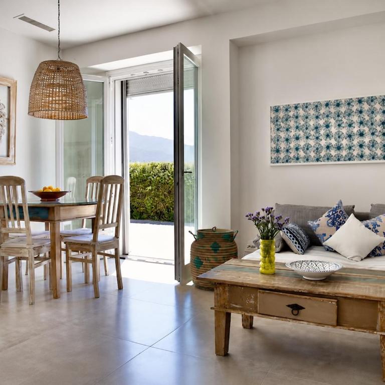 Guest house with pool & sea view, Casa Faro - Appartamento con 2 Camere da Letto - 1