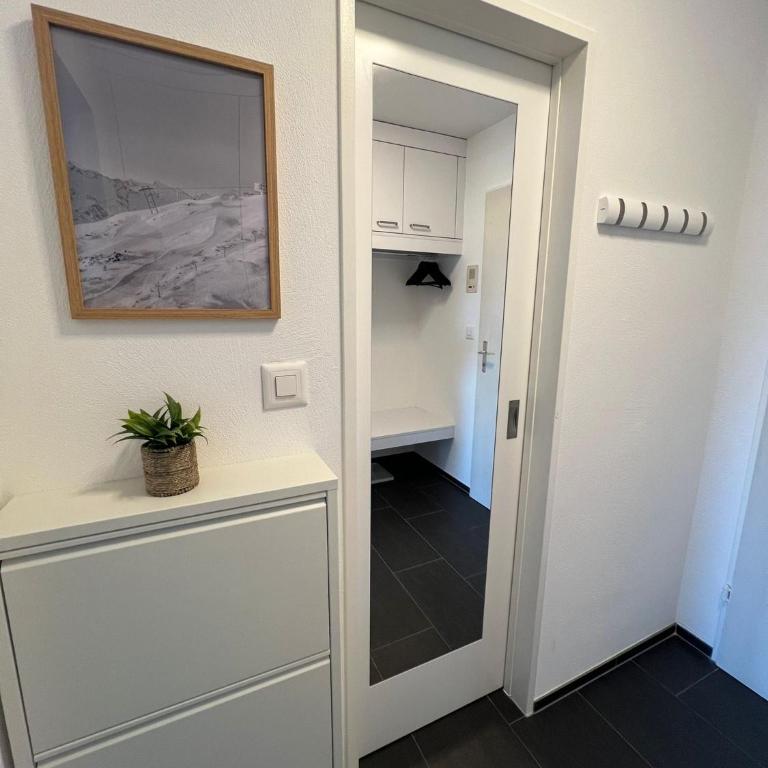Book2Stay - Retro-Alpin Studio - Apartment mit 1 Schlafzimmer und Balkon - 9