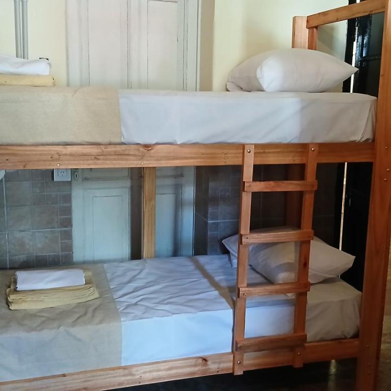 MillaUno Hostel - Single Bed in Mixed Dormitory Room - 4