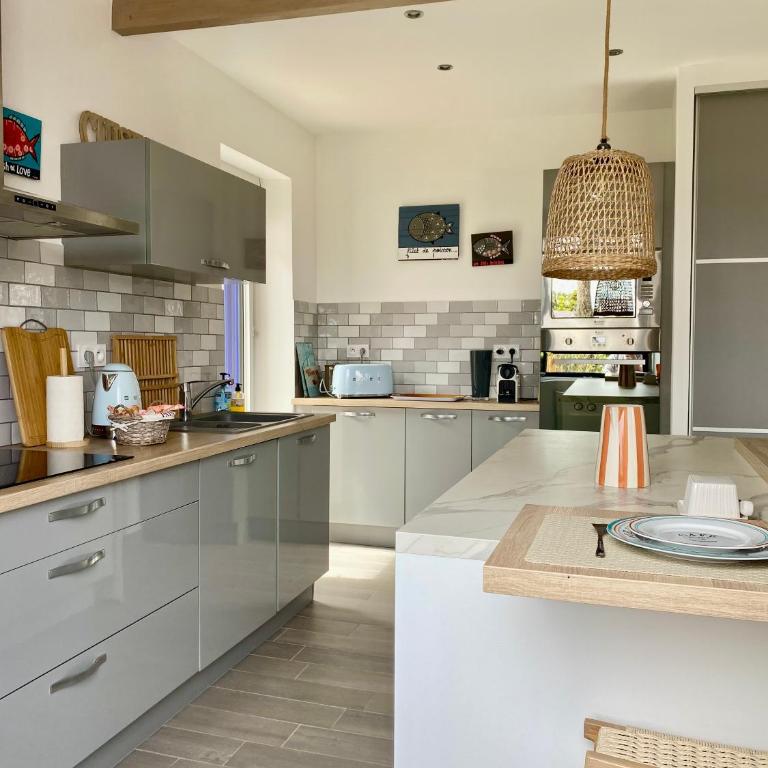 LES POIS SONT ROZ - Two-Bedroom House - 6