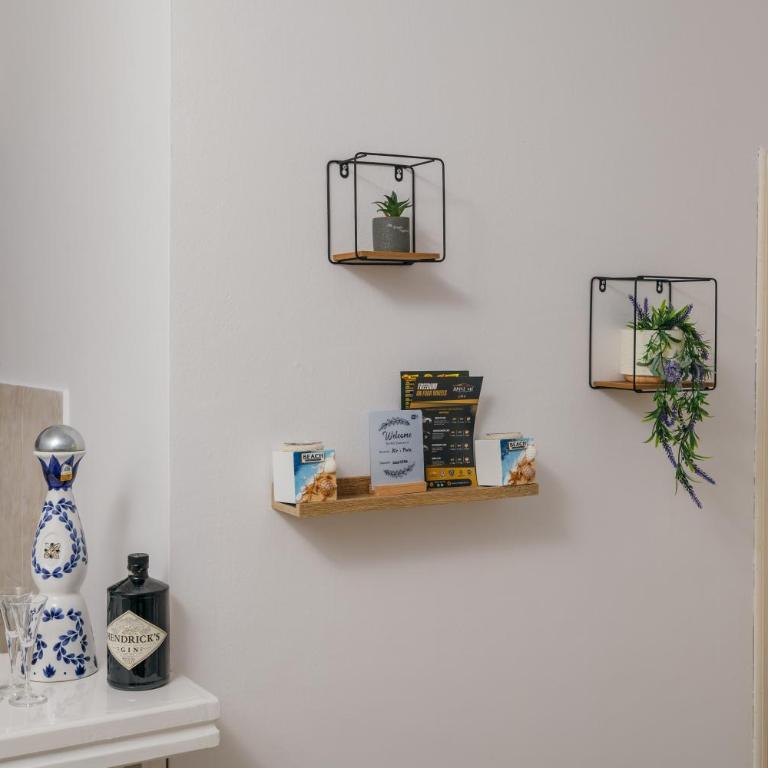 Mir & More - One-Bedroom Apartment - 21