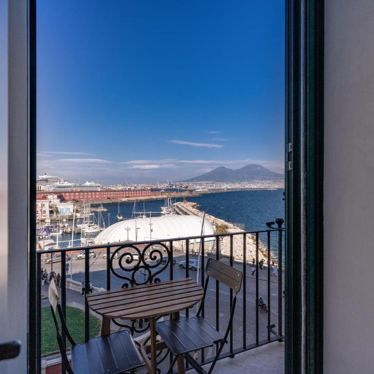 Sette Stelle Suites - Camera Matrimoniale Deluxe con Balcone e Vista Mare - 12