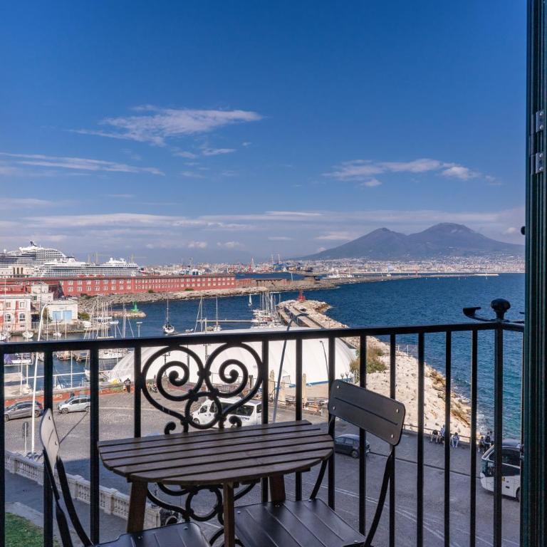Sette Stelle Suites - Camera Queen con Vista Mare - 14