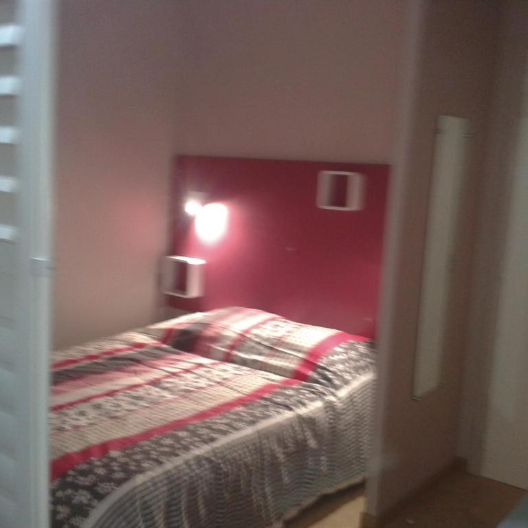 4éme et dernier étage Coin chambre séparée Parking Wifi Climatisation - Appartement 1 Chambre - 2