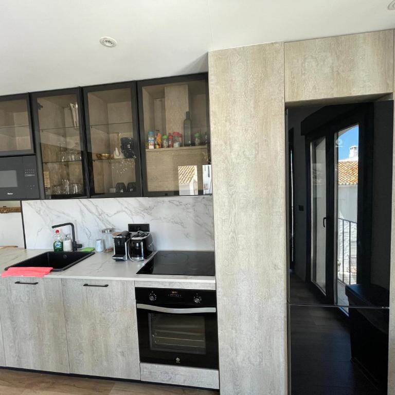 Apartamento en Puerto Banus con vista al puerto - Apartamento de 3 dormitorios - 31
