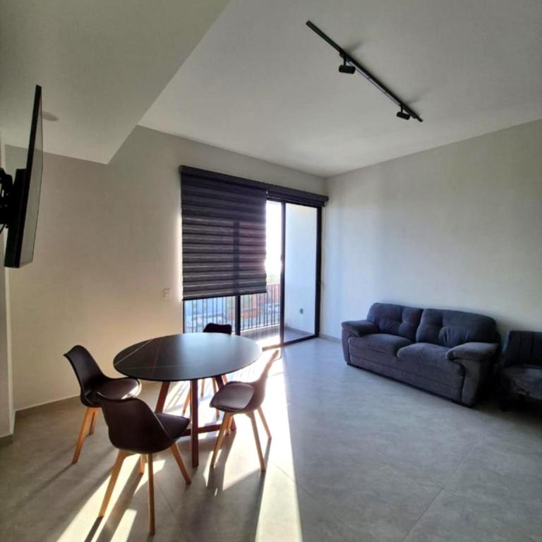 Ancona Tower de Lujo 1 Min Playa y Malecón - One-Bedroom Apartment - 8