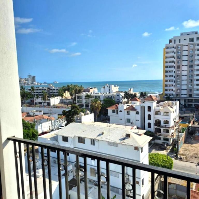 Ancona Tower de Lujo 1 Min Playa y Malecón - One-Bedroom Apartment - 6