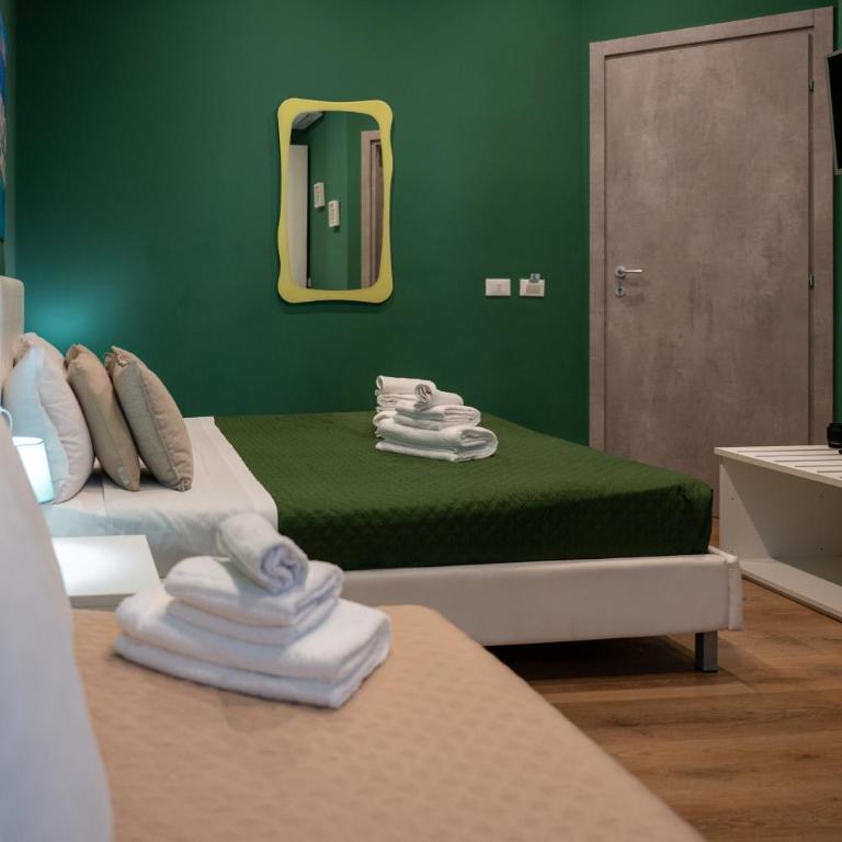 Hotiday Relais di Gusto - Camera Tripla Comfort con Doccia - 2