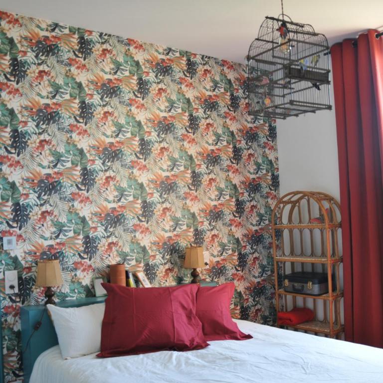 QG Marseille - Chambre Double avec Salle de Bains Privative - 13