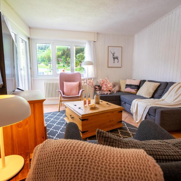 Appartement spacieux, Face aux télécabines - Two-Bedroom Deluxe Apartment with Balcony - 11