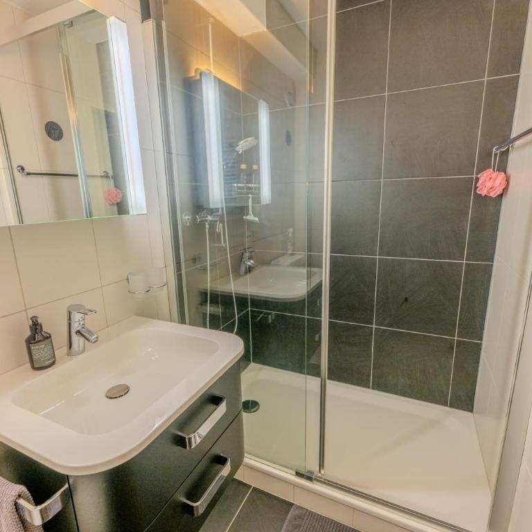Appartement spacieux, Face aux télécabines - Two-Bedroom Deluxe Apartment with Balcony - 22