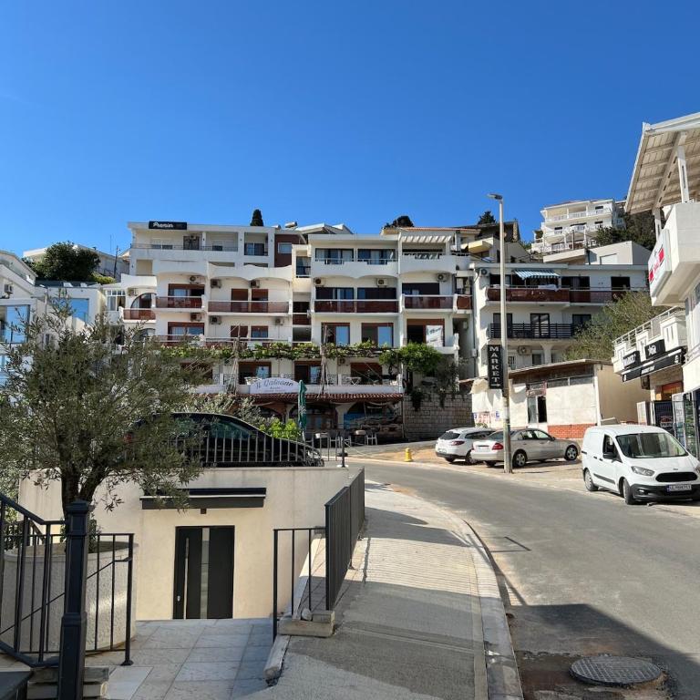 Studio Apartments near the Beach - Ulcinj, Montenegro - Apartment mit 1 Schlafzimmer - 7