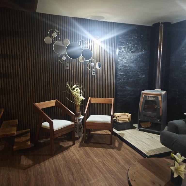Mary y Luis - Two-Bedroom House - 11