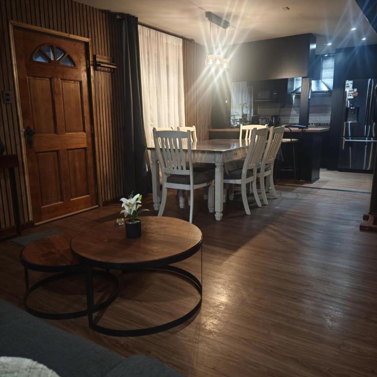 Mary y Luis - Two-Bedroom House - 14