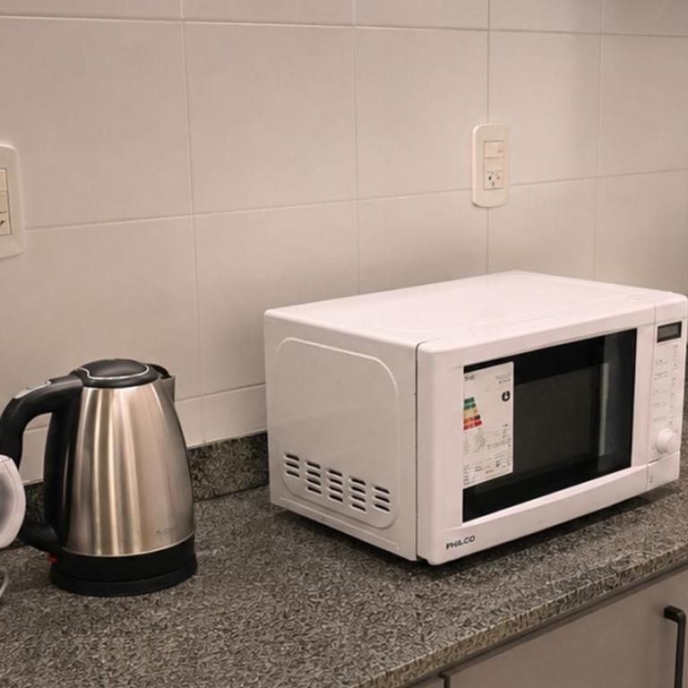 Departamento R3 Inmejorable ubicación a metros Plaza Independencia, cochera incluida - Apartamento de 3 dormitorios - 9