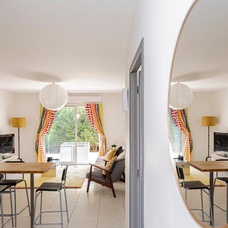 L'Authentique Maison chic en cœur de ville - Appartement 2 Chambres - 21