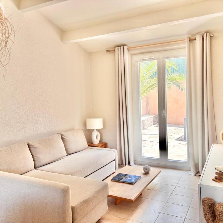 Maison de charme à Grimaud, Terrasse, clim et parking - Villa mit 2 Schlafzimmern - 2