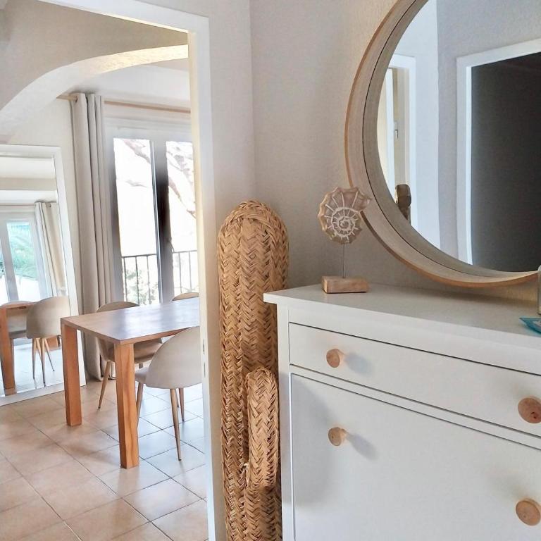 Maison de charme à Grimaud, Terrasse, clim et parking - Villa mit 2 Schlafzimmern - 6