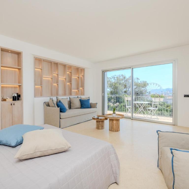 Antares Rooms and Suites - Suite with Sea View - 3