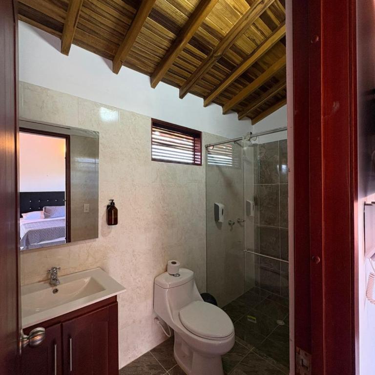 Hotel Resort Campestre Puerta Del Sol - San Gil - Suite Deluxe con bañera de hidromasaje - 4