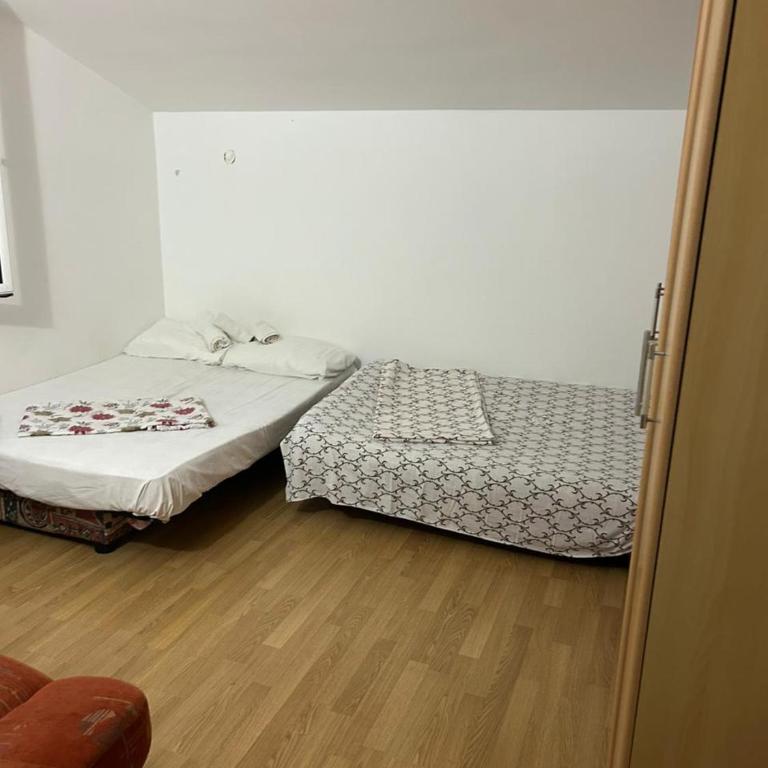 Stan - Apartman sa 2 Spavaće Sobe - 2