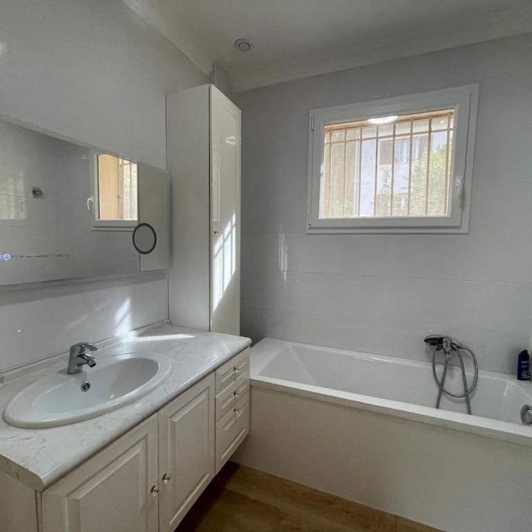 Villa arborée - 3 chambre - jardin - 3 parking privé - Cagnes Sur Mer - Villa 1 Chambre - 16