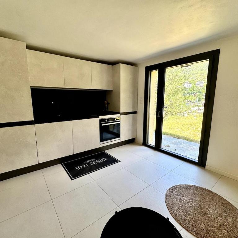 Luxury apartment in Briançon - Appartement 1 Chambre avec Balcon et Vue sur les Montagnes - 3