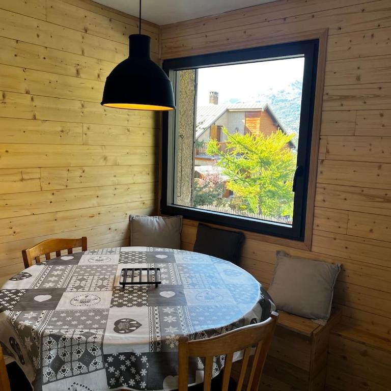 Luxury apartment in Briançon - Appartement 1 Chambre avec Balcon et Vue sur les Montagnes - 6