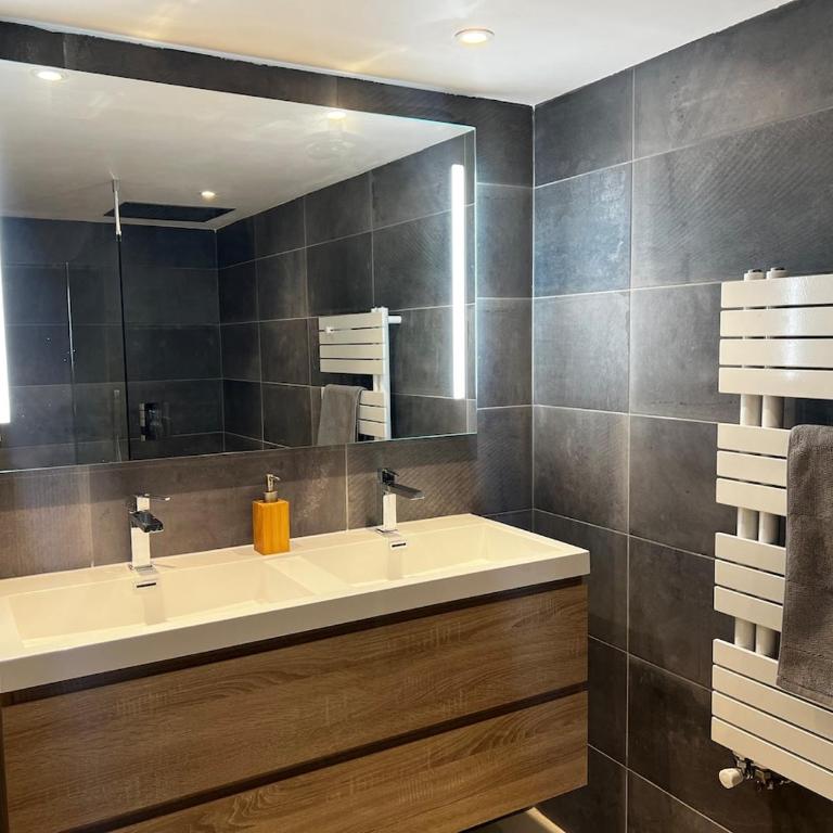 Luxury apartment in Briançon - Appartement 1 Chambre avec Balcon et Vue sur les Montagnes - 14