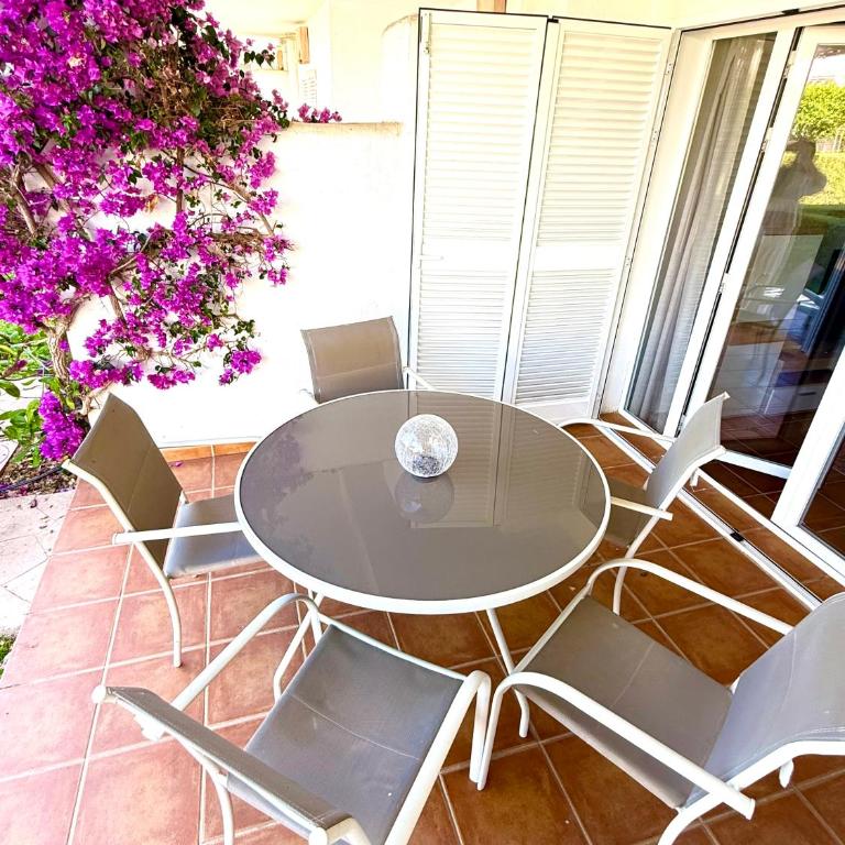 Beautiful Poolside Garden Apartment Spirit A95 - Apartment mit 2 Schlafzimmern - 8