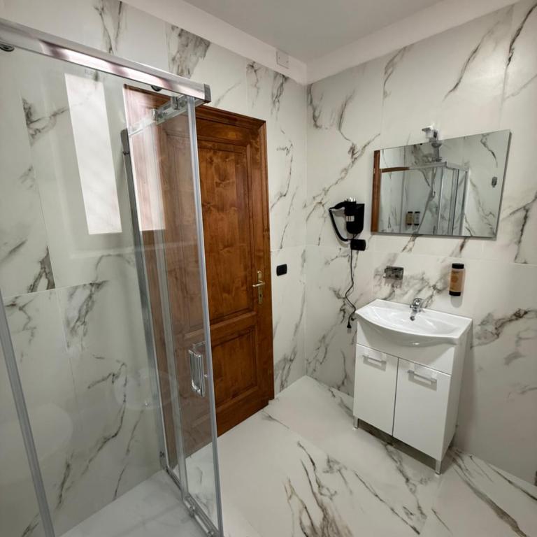 Holmann Haus - Luxury Quadruple Room - 5