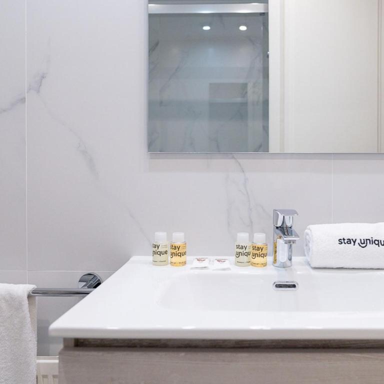 Stay U-nique Apartments Sagrada Familia II - Apartamento de 3 dormitorios - 9