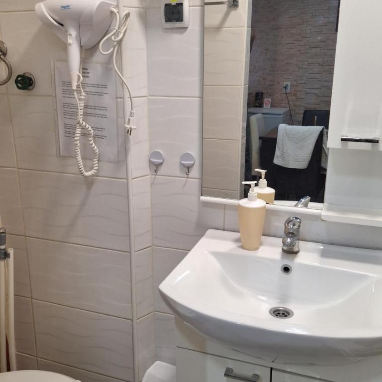 Libero Apartman - One-Bedroom Apartment - 13
