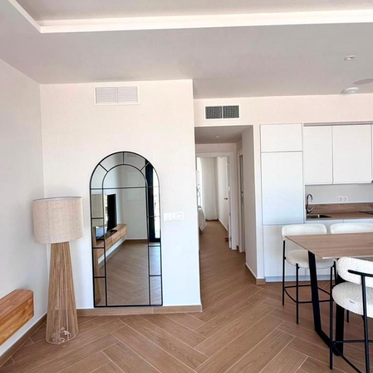 Casa Maui - Two-Bedroom Deluxe Apartment with Ocean View - 80