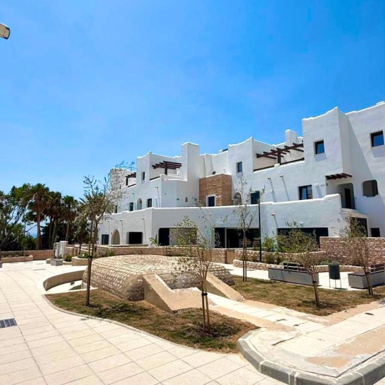 Casa Maui - Two-Bedroom Deluxe Apartment with Ocean View - 87