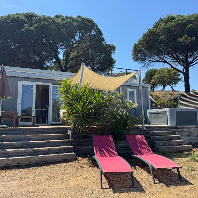 Camping les Lauriers Roses - Mobil home Ramatuelle - 6 pers - 2ch - 34 m²- Vue Mer et Jacuzzi privatif - Climatisation/TV - 1