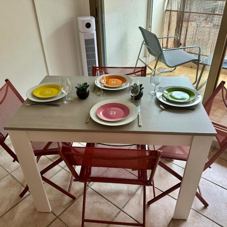 Charmant studio au Vieil Antibes - Plages à pied - Apartment mit 1 Schlafzimmer - 18