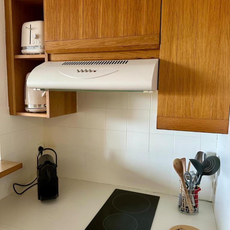 Charmant studio au Vieil Antibes - Plages à pied - Apartment mit 1 Schlafzimmer - 29