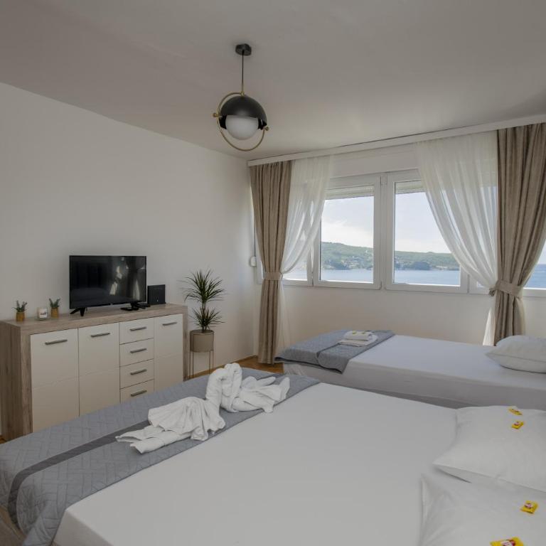 Lala - Apartment with Sea View - 3