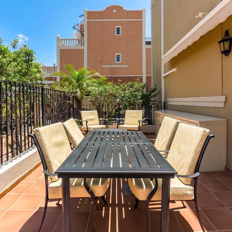 Paraiso Poolside townhouse in Palm-Mar - Two-Bedroom Townhouse - 8