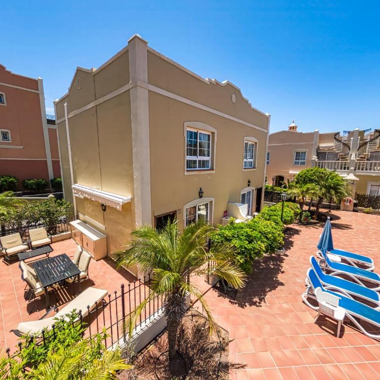 Paraiso Poolside townhouse in Palm-Mar - Two-Bedroom Townhouse - 6