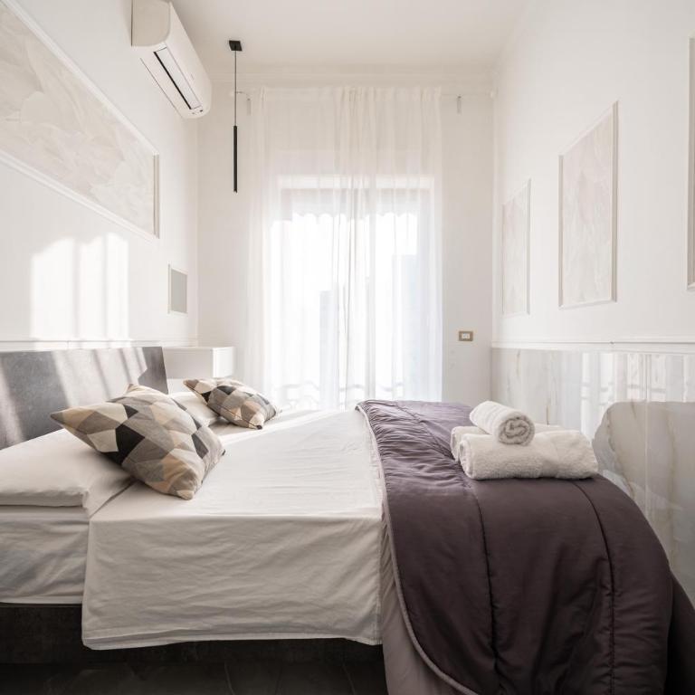 Giordano Suite Center - Camera Familiare Deluxe - 12