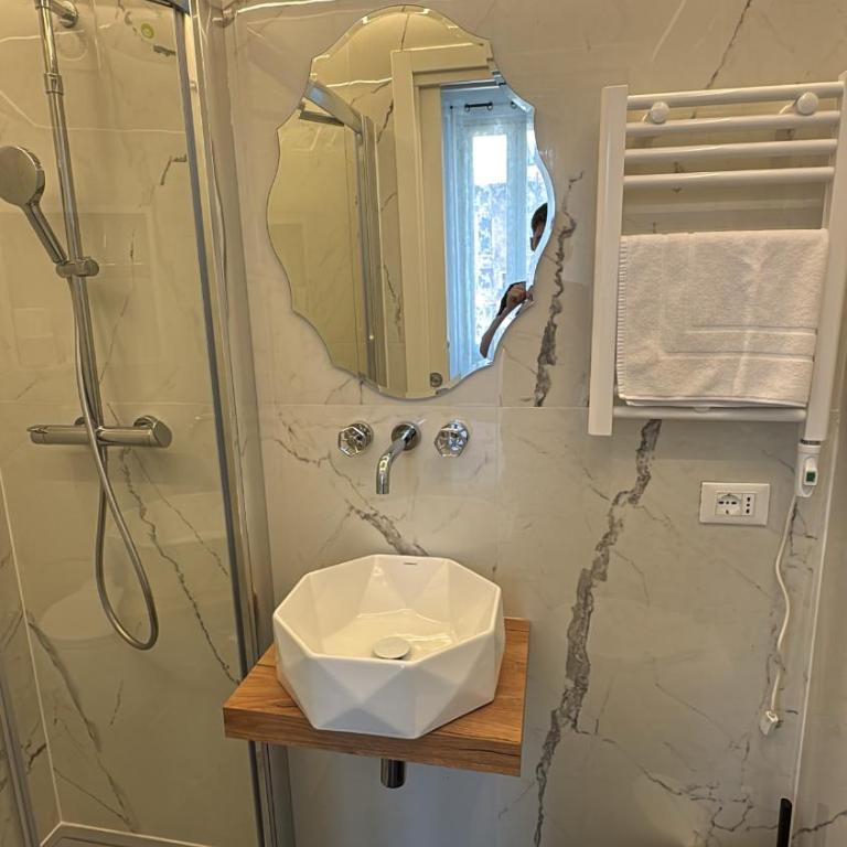 Experience Hotel Antico Capon - Triple Room with Private Bathroom - 2
