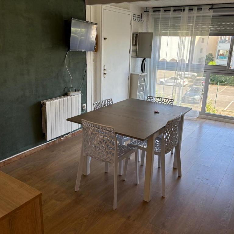 NautiCap - Two-Bedroom Apartment - 5
