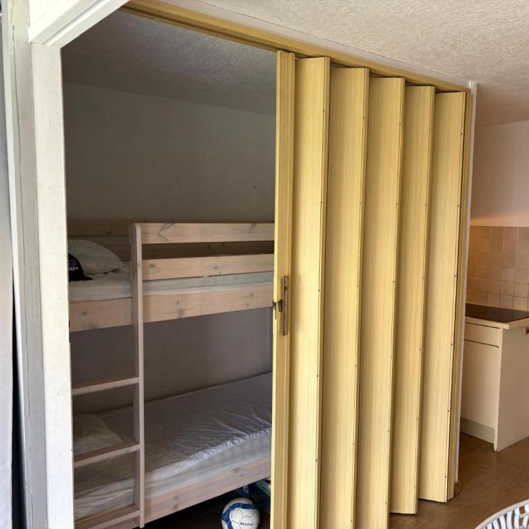 NautiCap - Two-Bedroom Apartment - 3