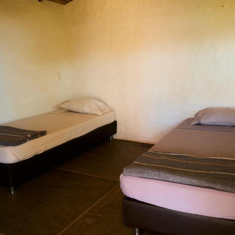 Hostal Juan Palitos - Single Bed in Dormitory Room - 3