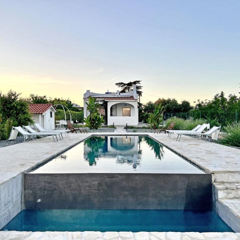 Ostuni Bloom - Panoramic Saltwater Pool & Trullo - Villa con 2 Camere da Letto - 1