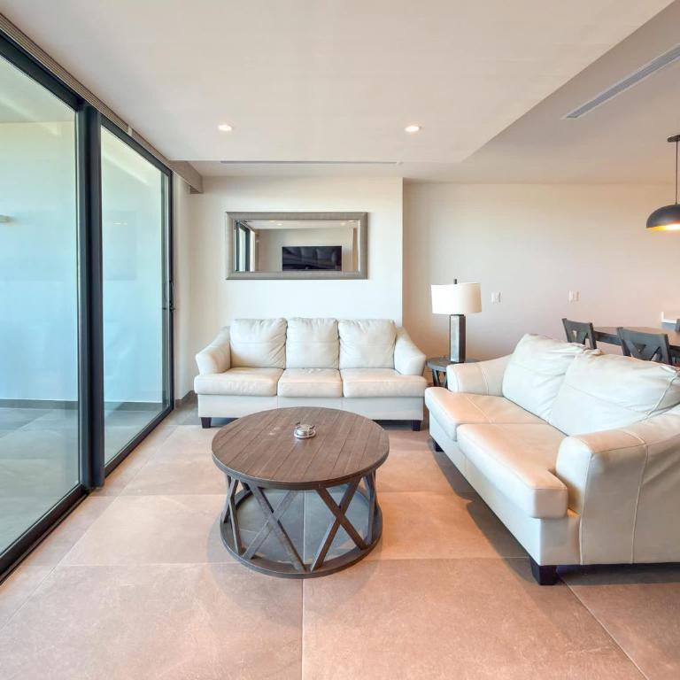 Ground Floor Modern Condo Steps to Beach & Pools - Apartamento - 8