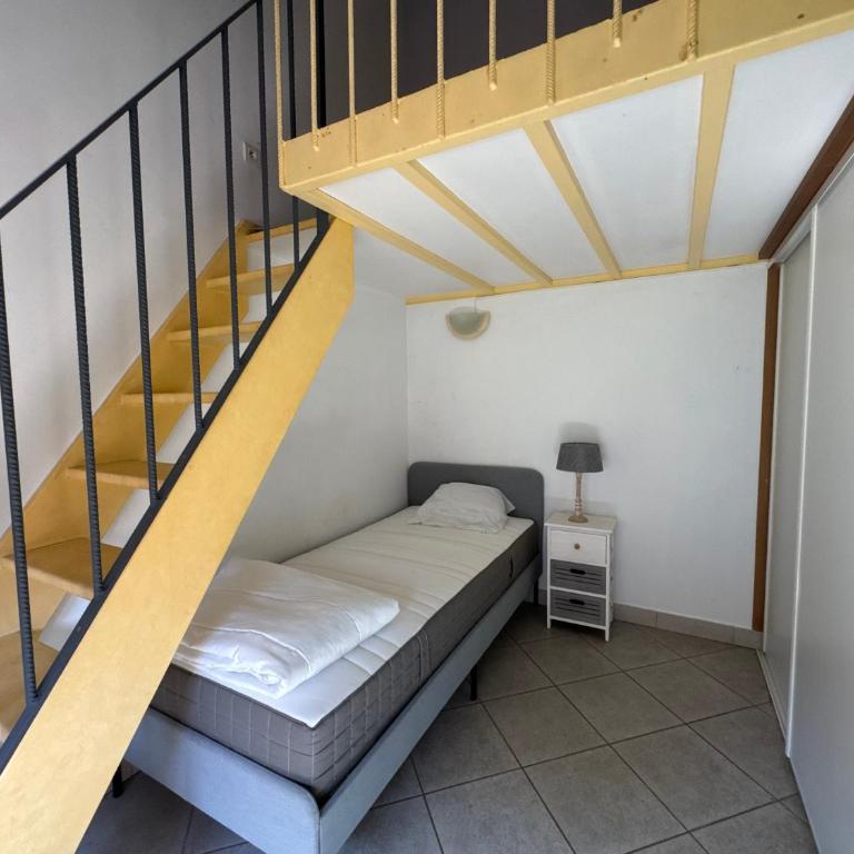 Camping les Lauriers Roses - Villa avec piscine privée - 9